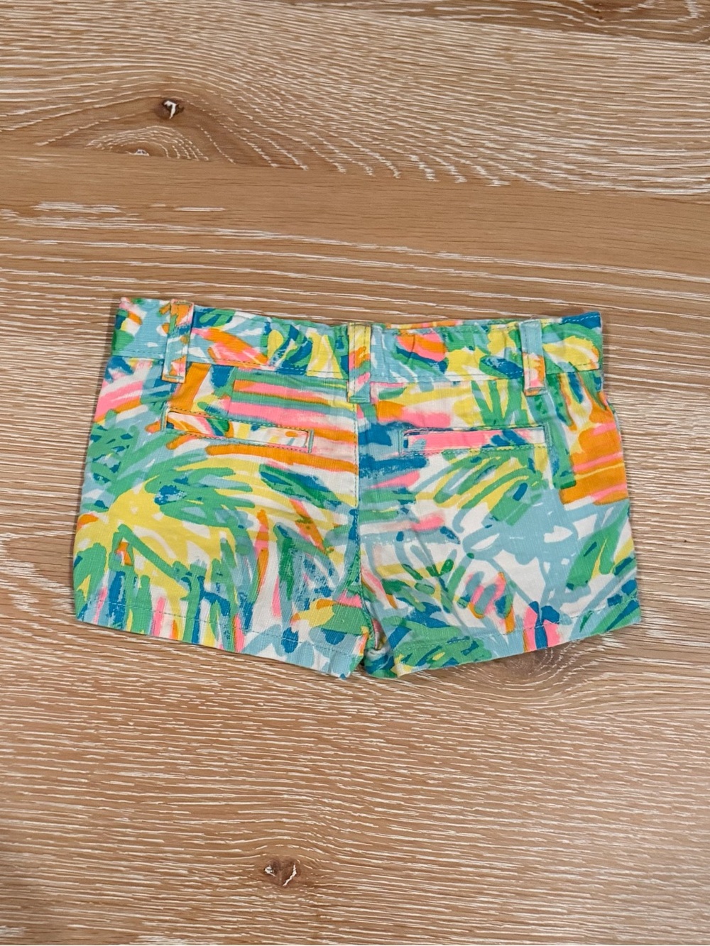 Lilly Pulitzer girls shorts - Picture 5 of 5